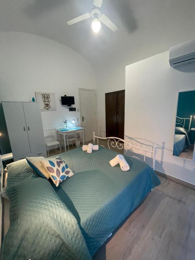 Maqueda Rooms Palerme Extérieur photo